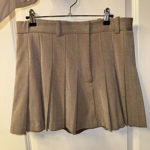 Abercrombie & Fitch Beige Pleated Mini Skort